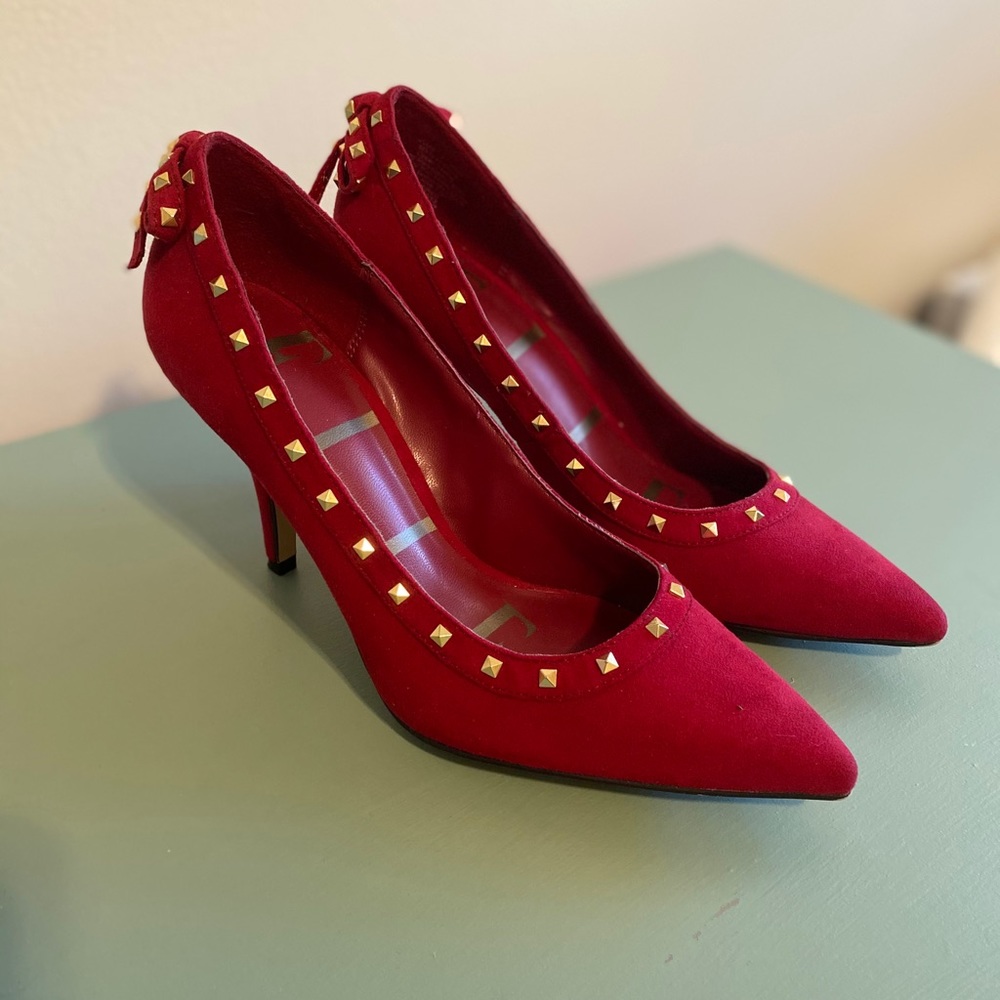 Elle Red Gold Studded Heels